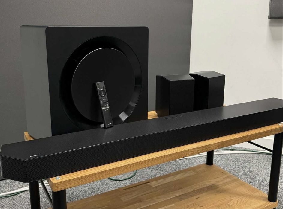 Soundbar Samsung HW-Q990B - wireless Dolby Atmos