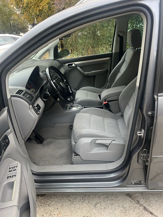 VW Touran 2.0TDI 140cp Automat