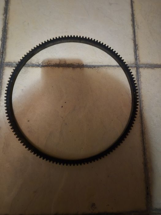 Крик, венец маховик и разпр. вал за Лада