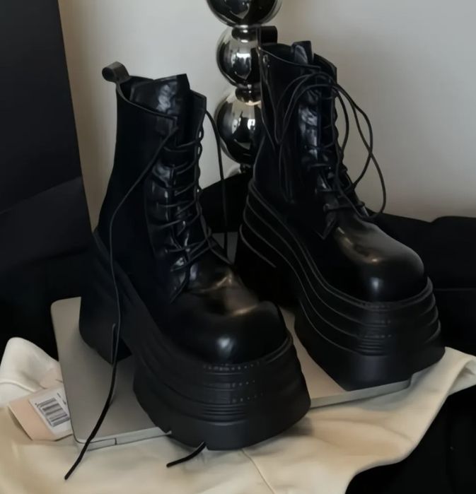 сапоги на высокой платформе