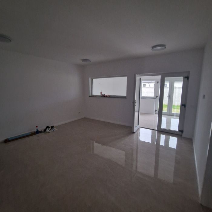 Casa de vanzare langa Profi