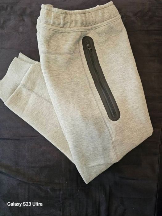 Nike Tech Fleece детско долнище