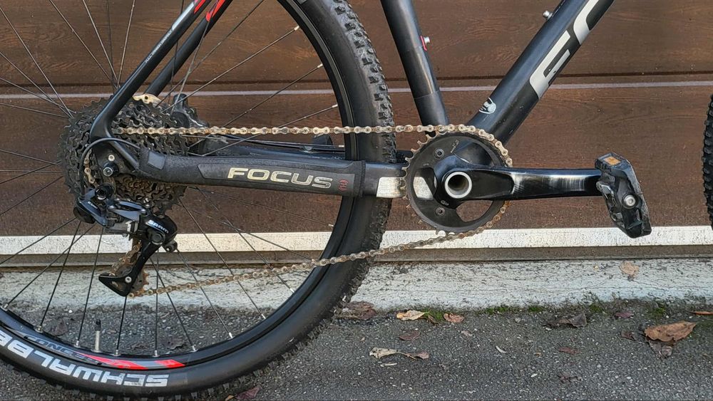 Vând mtb focus de carbon