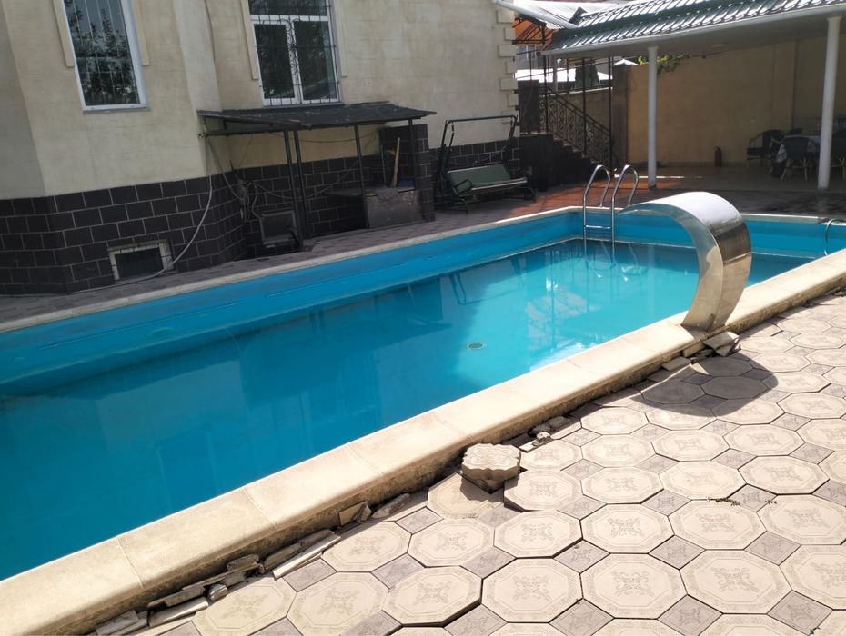 Коттедж с бассейном посуточно