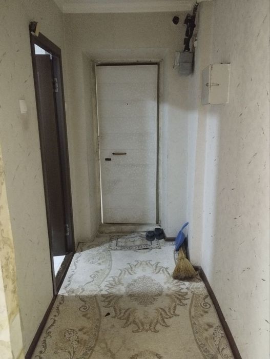 Do'm sotladi rimont zor 1 etaj 2 Hona 50 Kvardrat