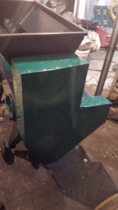 Zdrobitor struguri cu pompa