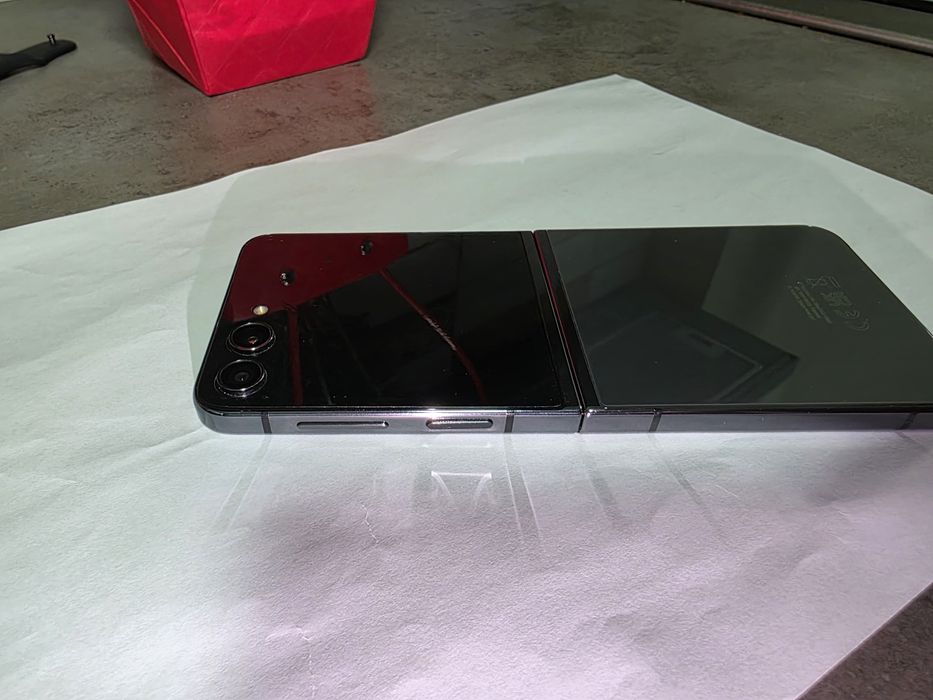 Vand Samsung Flip 5