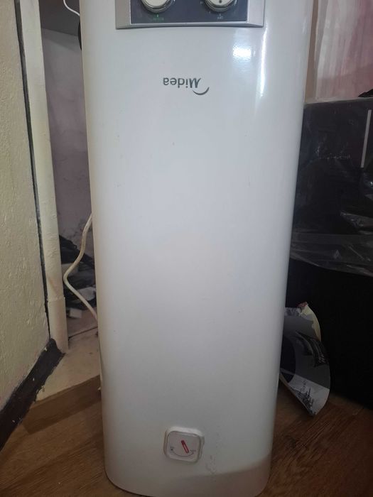 Бойлер Midea, без забележки, 50 л, 2000w
