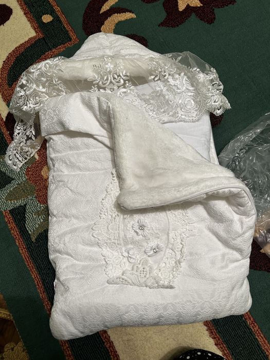 белый конверт для новорожденных за 6000