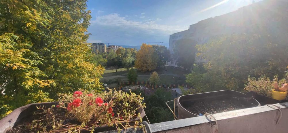 Продава се Тристаен апартамент в София, Дружба 2 - 82 кв.м за 2427 €/кв.м - Снимка #8