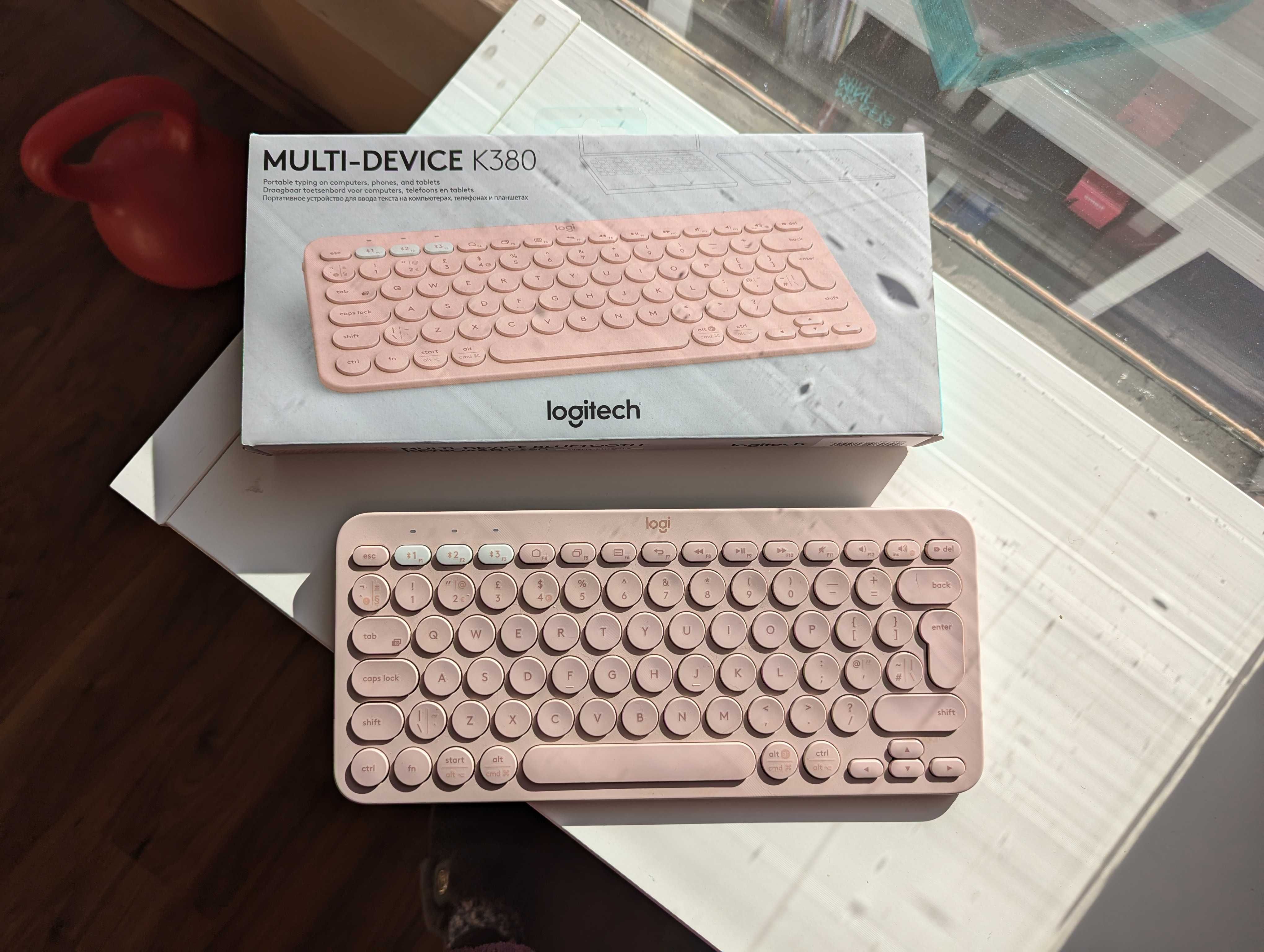Клавиатура безжична Logitech K380 розова, Bluetooth