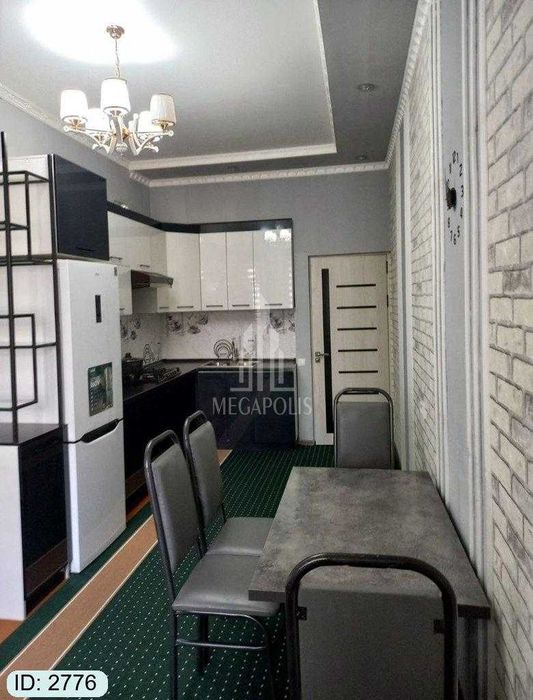 kritiy savdo majmuasi tarafda 2 xona tayyor kvartira sotiladi №2776