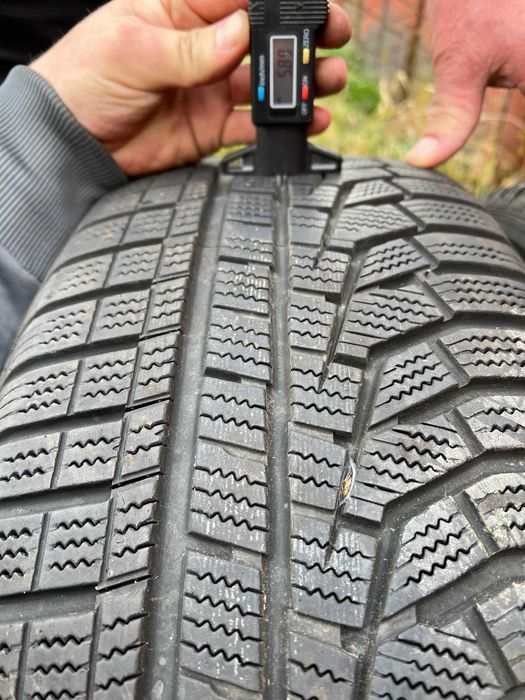 anvelope Hankook Winter Icept Evo 2  225/60 R17 M+S