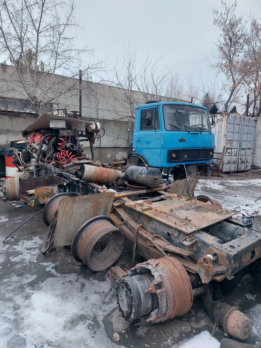 Продам запчасти на маз звоните узнавайтетг.