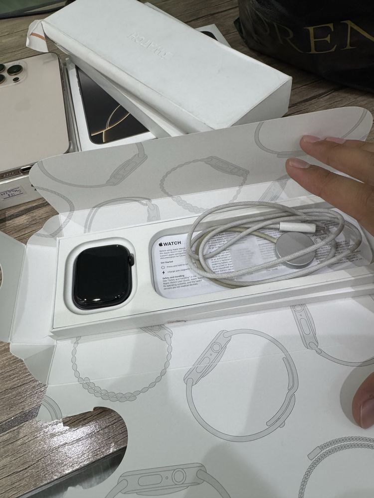 Apple Iwatch 10 46mm 100% ideal