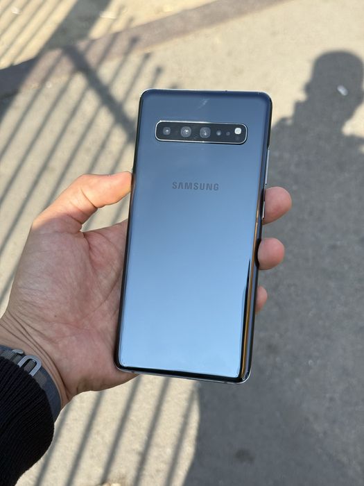 Samsung Galaxy S10+ 512GB/8GB Android 11