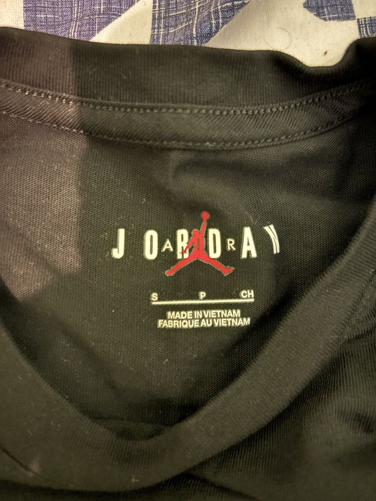Тениски BOSS и Jordan