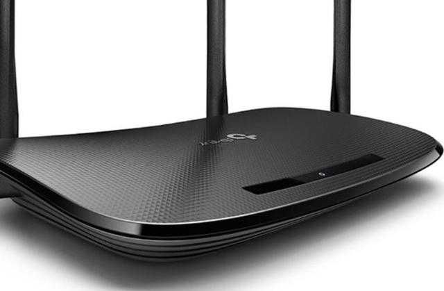 Продаётся WiFi роутер TP-Link Archer VR300 (DSL)