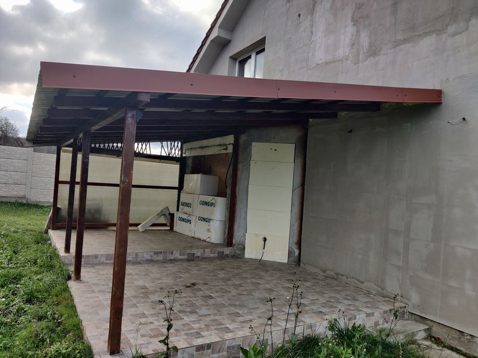 Persoana fizică vând casă în Hidișelu de Jos aproape de Sânmartin