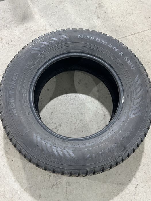 Зимние шипованные шины Nordman 8 SUV (Ikon Tyres) 265/65 R17 116T