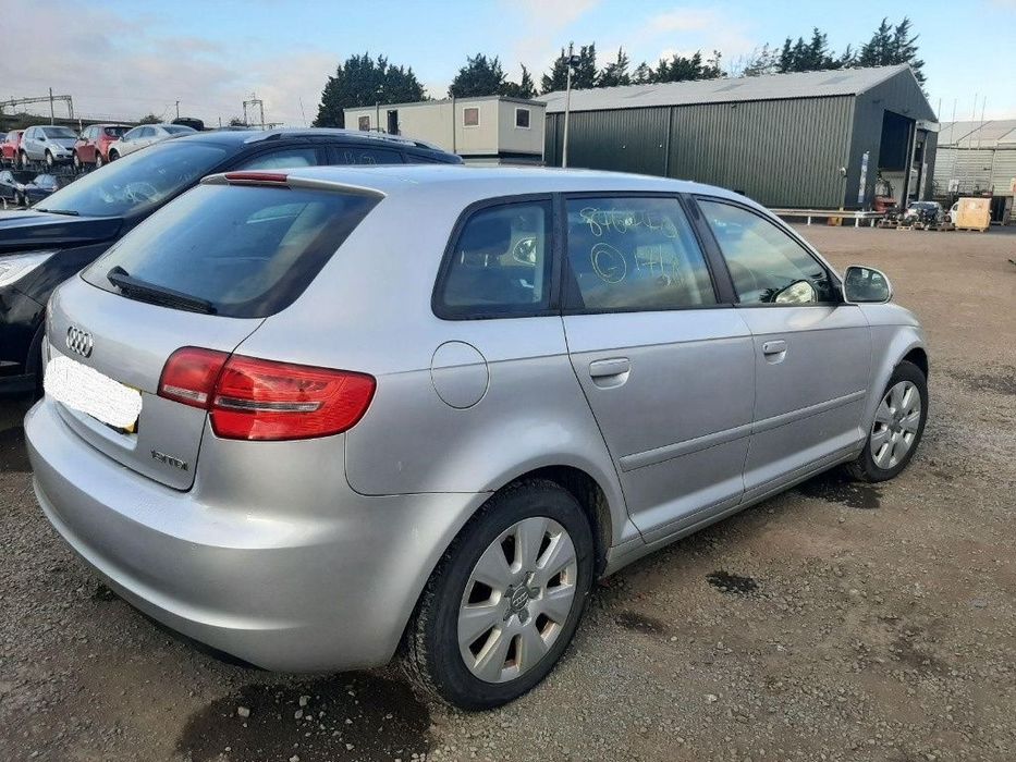 Consola centrala Audi A3 8P 2008 HATCHBACK 1.9 TDI