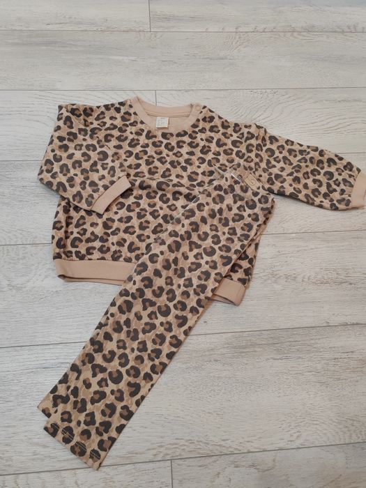 Seturi fetiță 92 cm, în stare excelentă. C&A, H&M, LCW