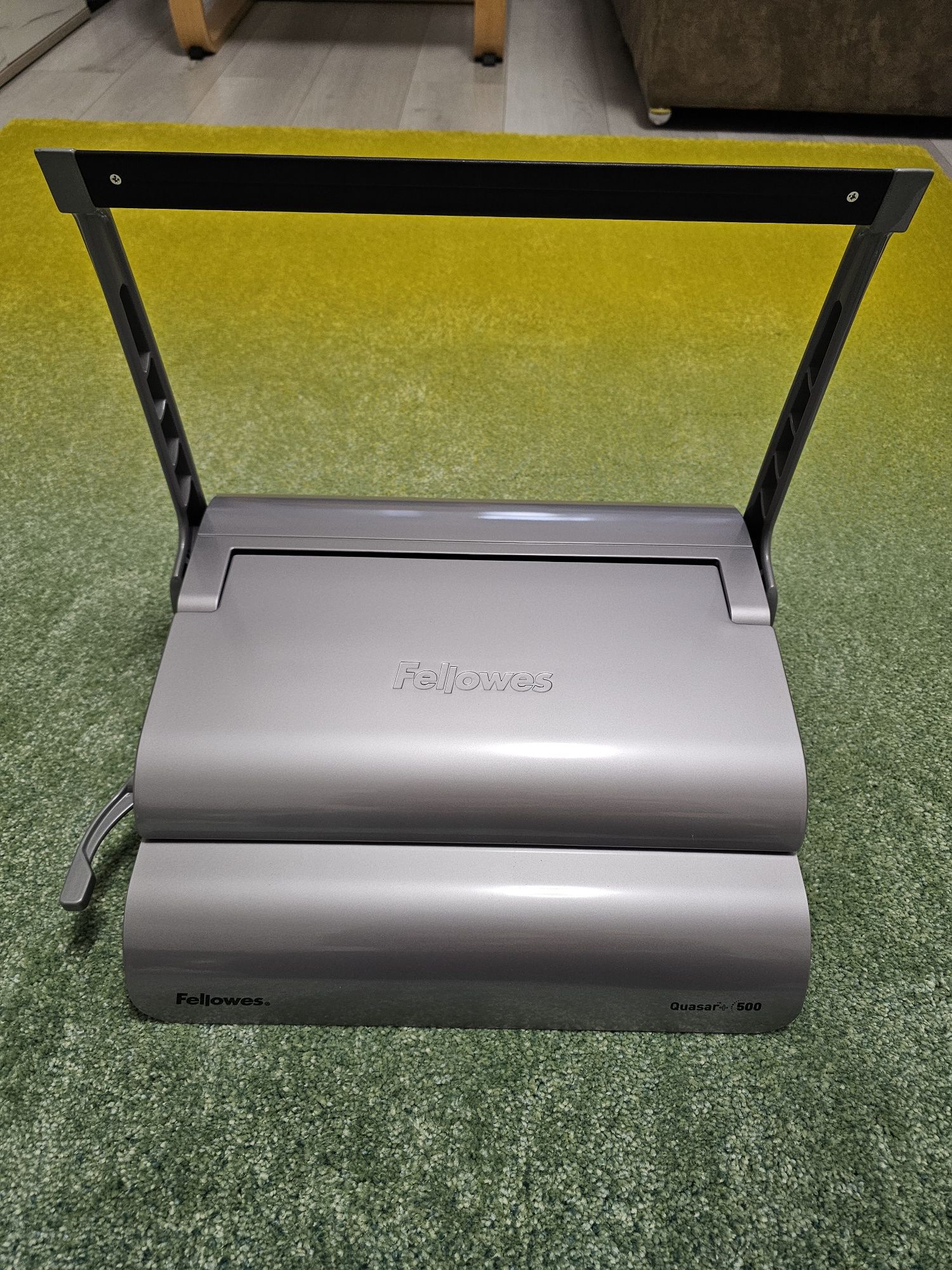 Aparat de indosariat inele plastic FELLOWES Quasar +500