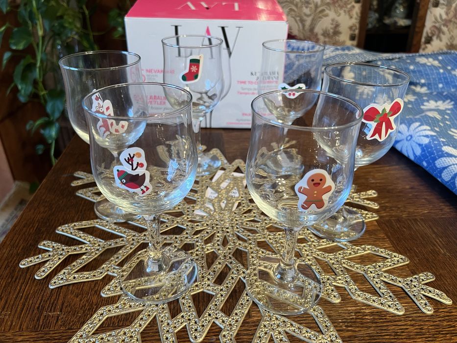 Set 6 pahare de vin,apa,desert, nou