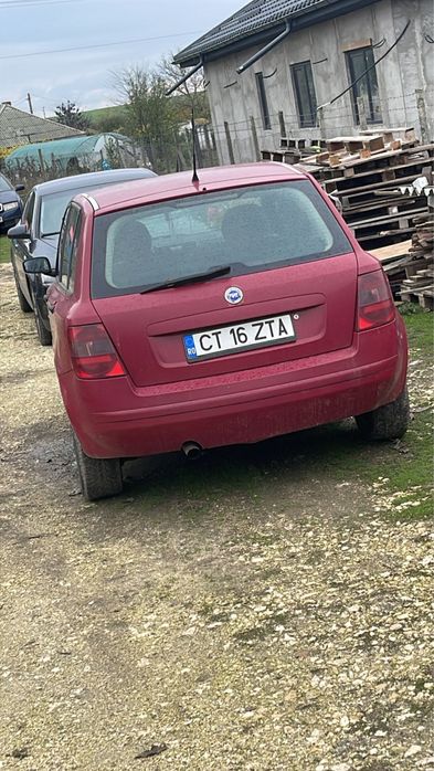 Se vinde fiat stilo 1.9 ,turbina defecta