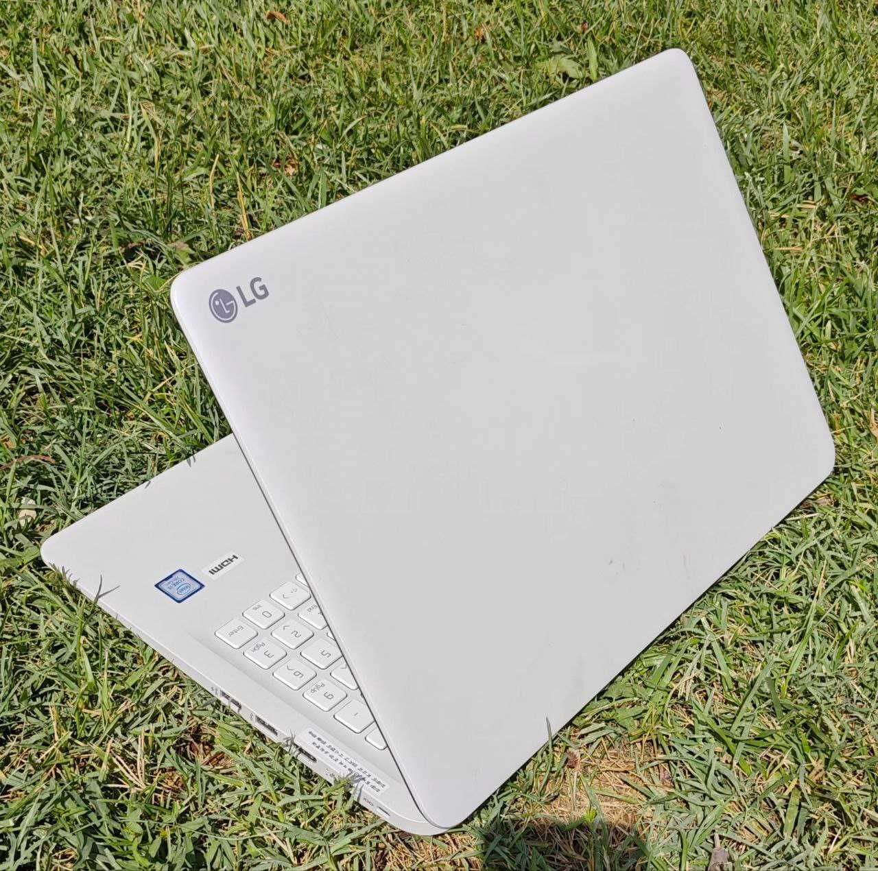 LG noutbuk 15.6 slim