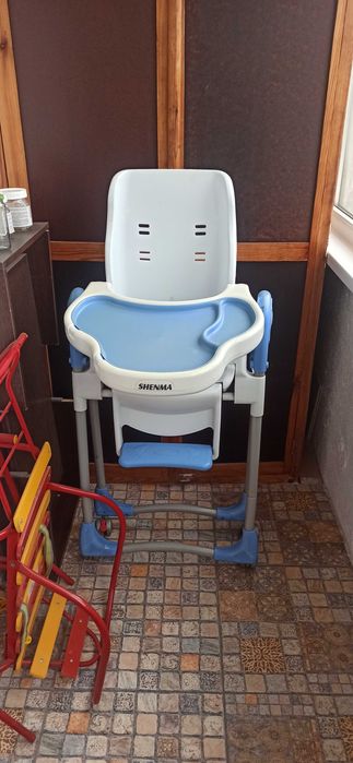 Стульчик для кормления
