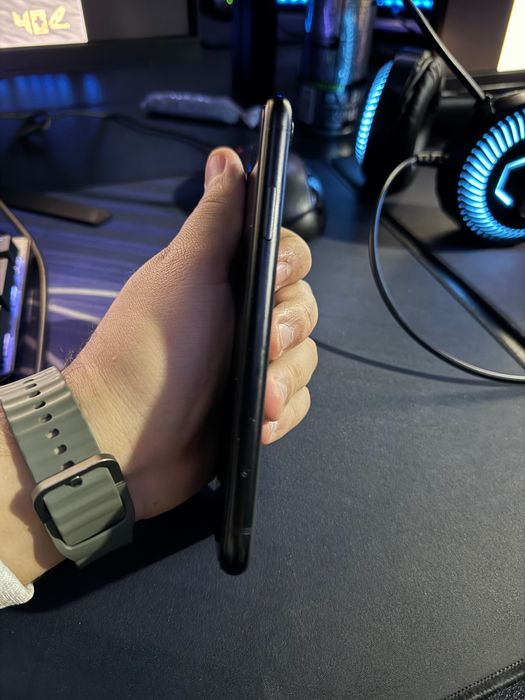 Продается iphone Xr 64 Gb