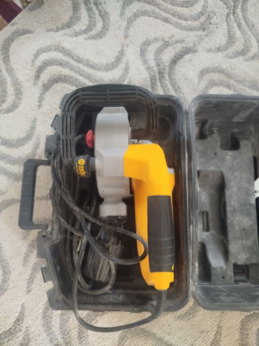 Продам штробарез теха в отличном состоянии