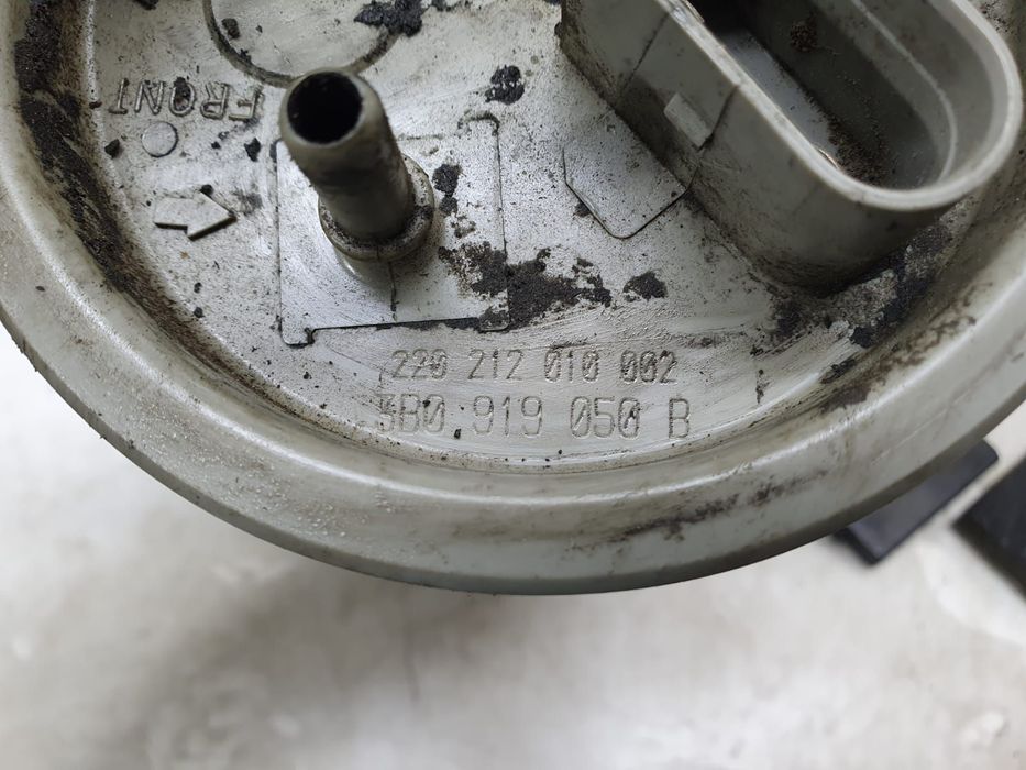 Pompa combustibil 3b0919050b 2.0tdi BGW BHW Skoda Superb 1