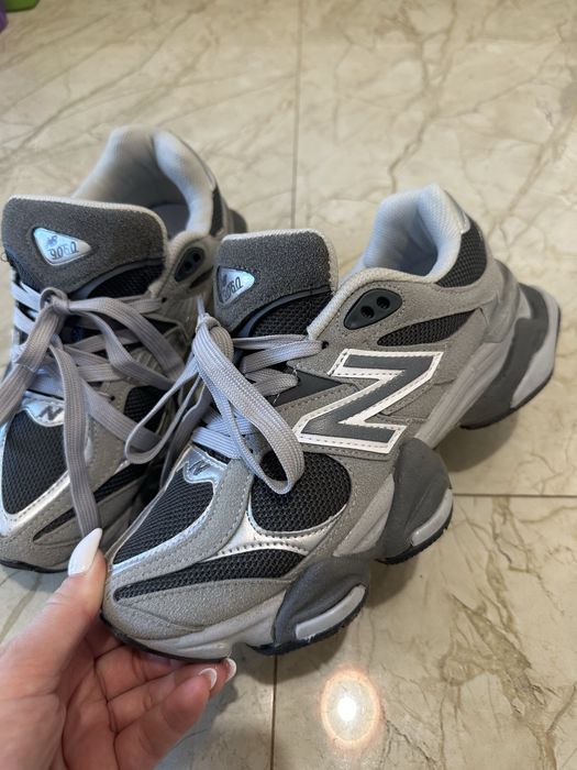 Сиви маратонки new balance