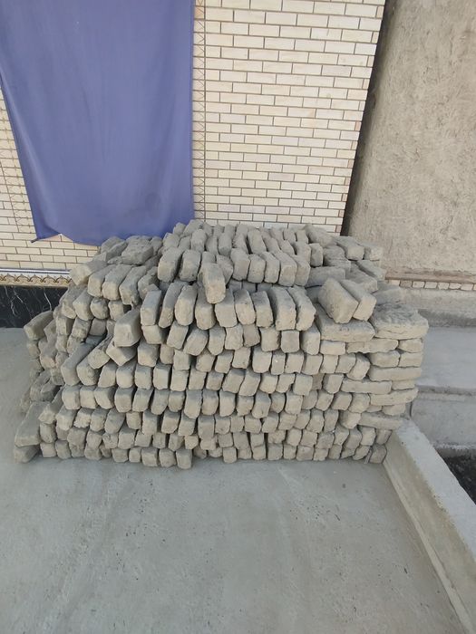 xom gʻisht sotiladi