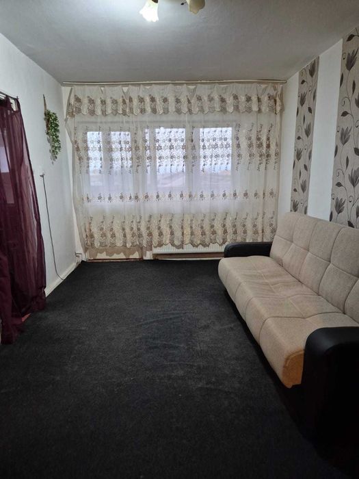 Apartament 1 camera Cetate zona Liceul Militar