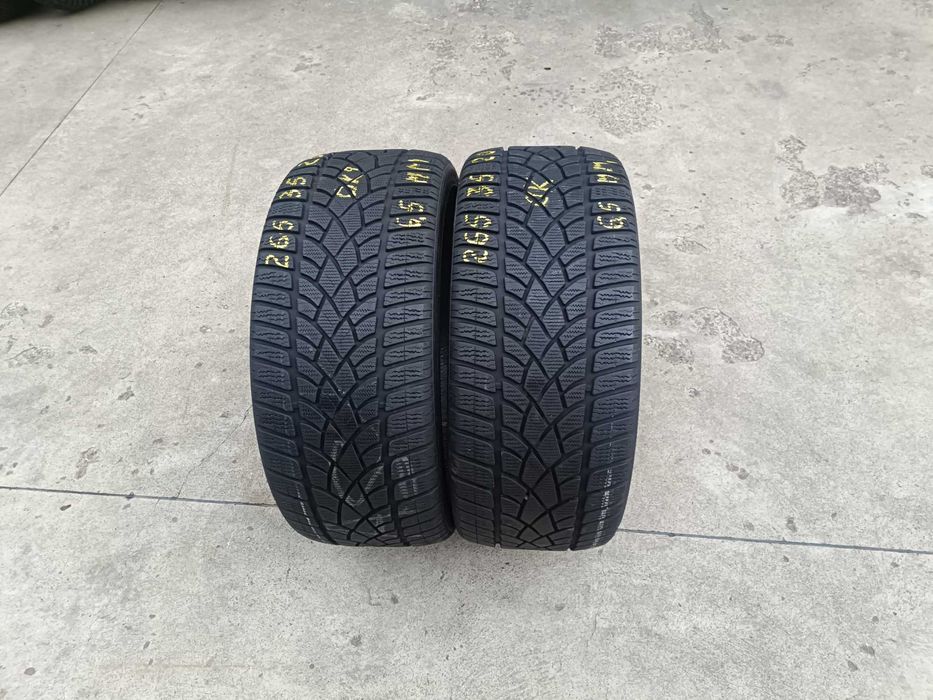 Doua anvelope de iarna 265 35 20 dunlop winter 3D profil 6,5 mm