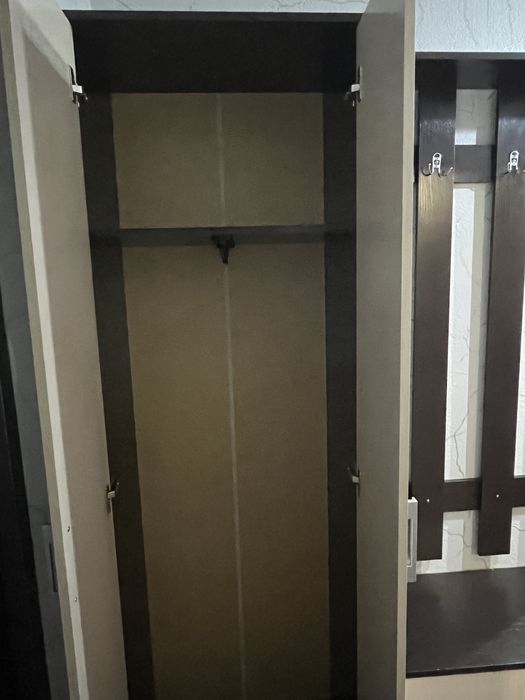 Продам прихожую