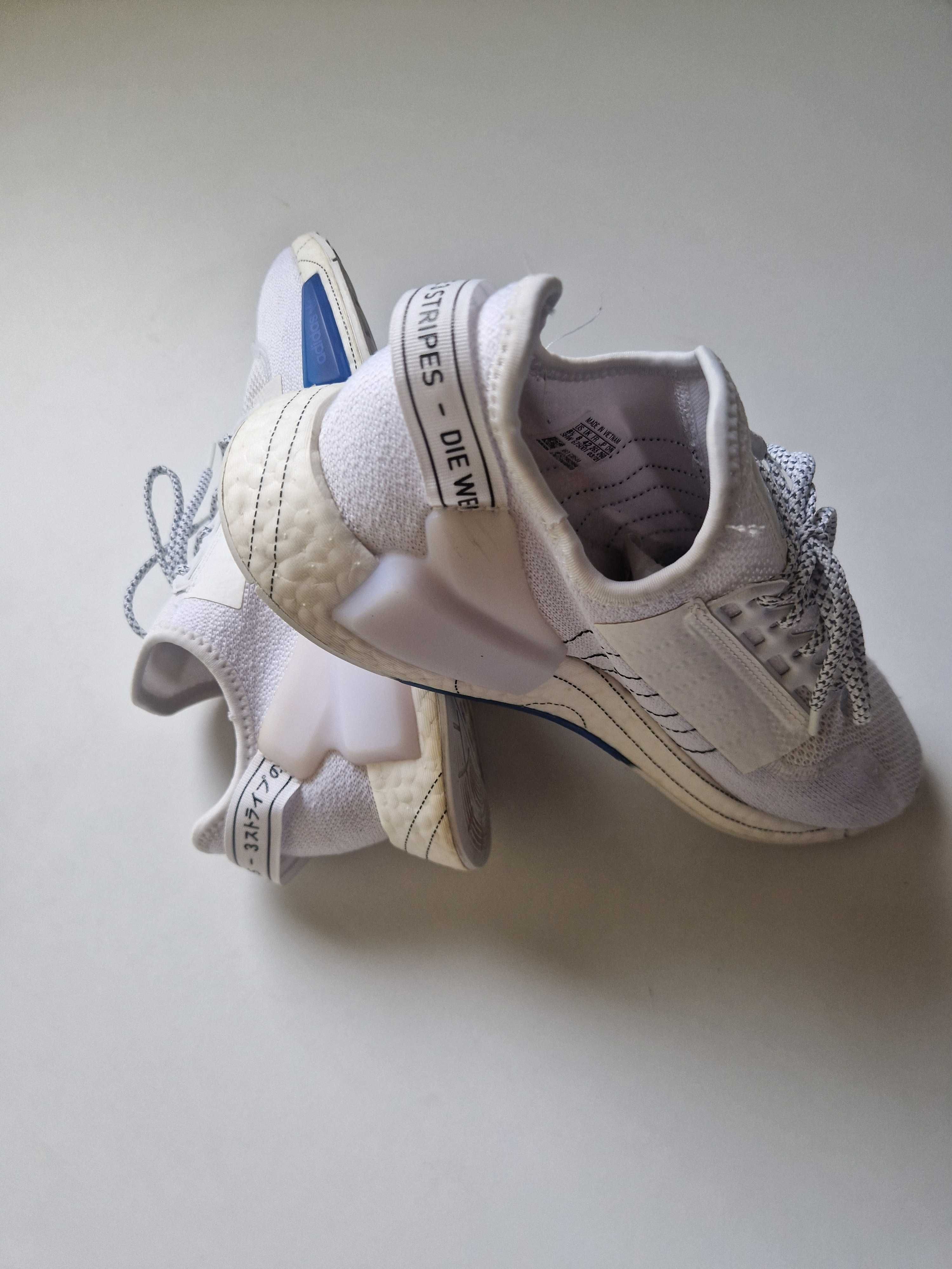 adidas NMD_R1 V2 оригинални маратонки