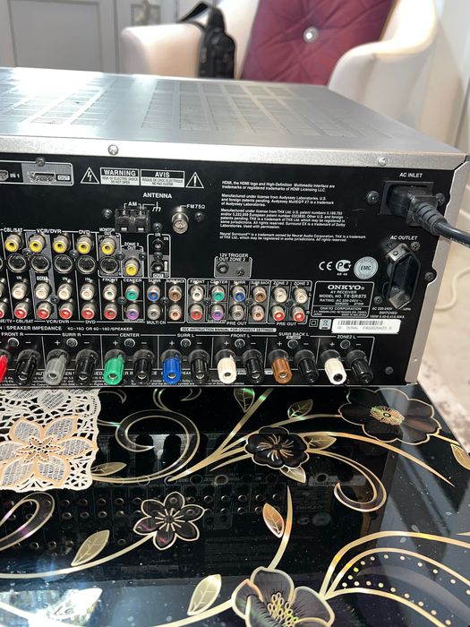 Ресийвър Onkyo th-sr875