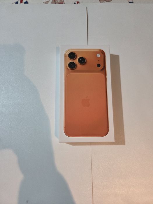 Vand urgent iPhone 17 pro max 1 tb nou