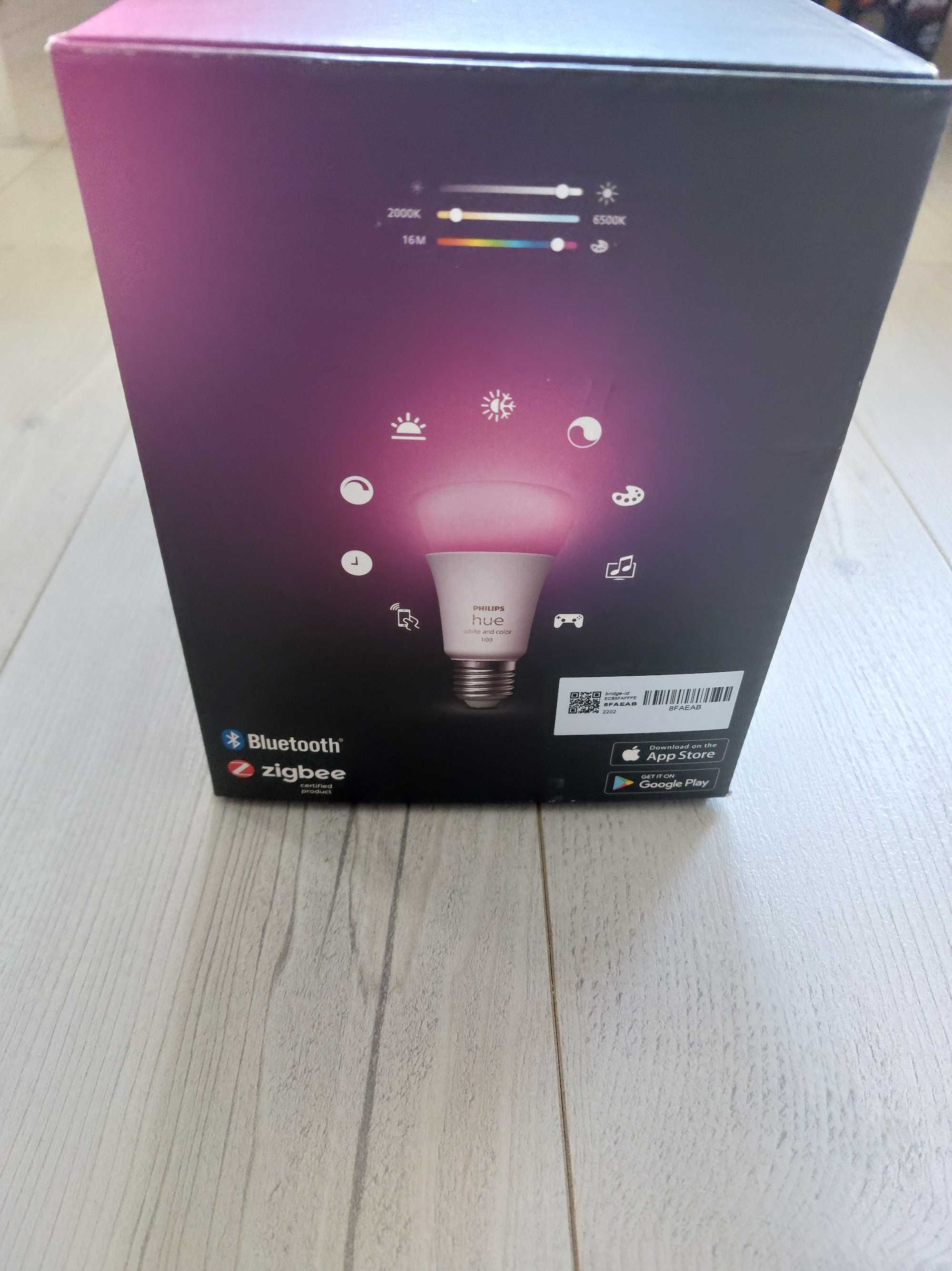 3 x PHILIPS Hue White Color Ambiance E27 LED 1100lm + Hue Bridge