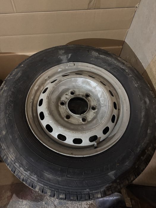 Запасное колесо Хендай Гранд Старекс