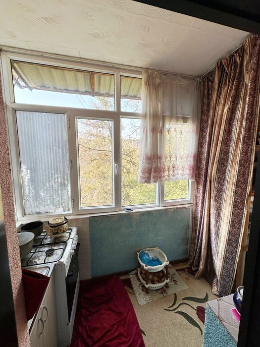 Яшнабод туманида квартира сотилади