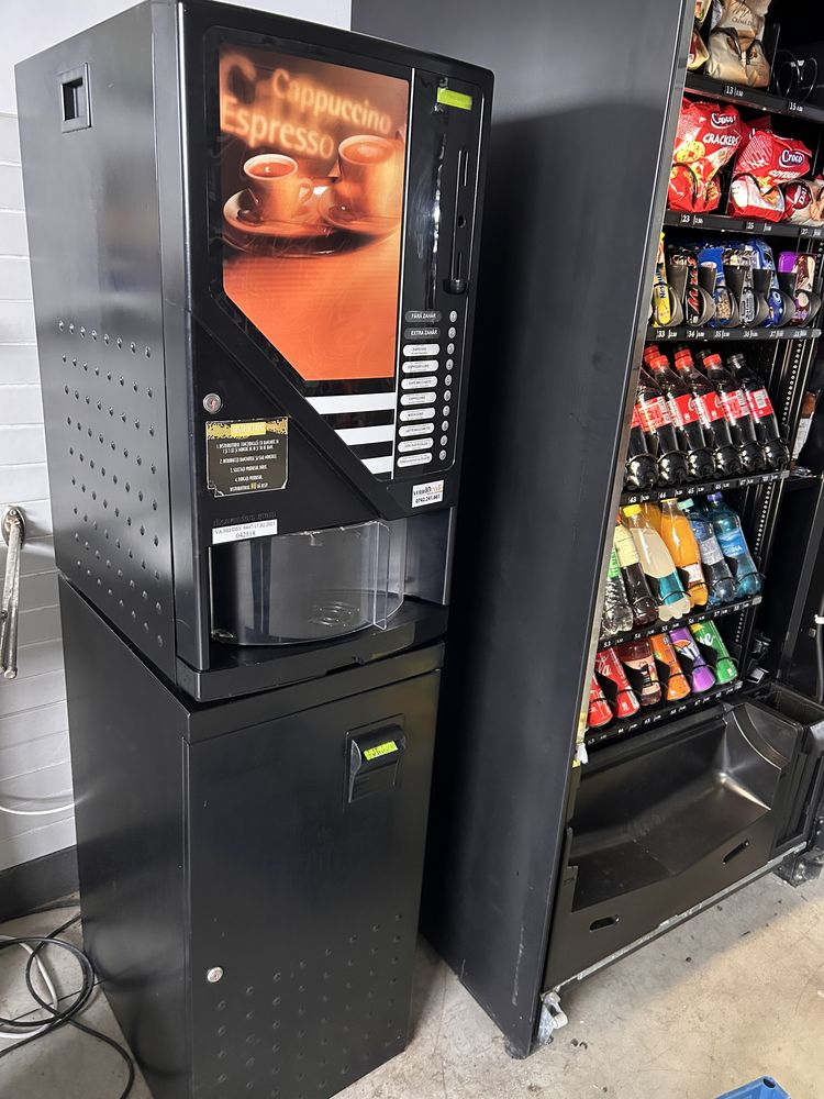 Automate de cafea Rheavendors, Sagoma / XM