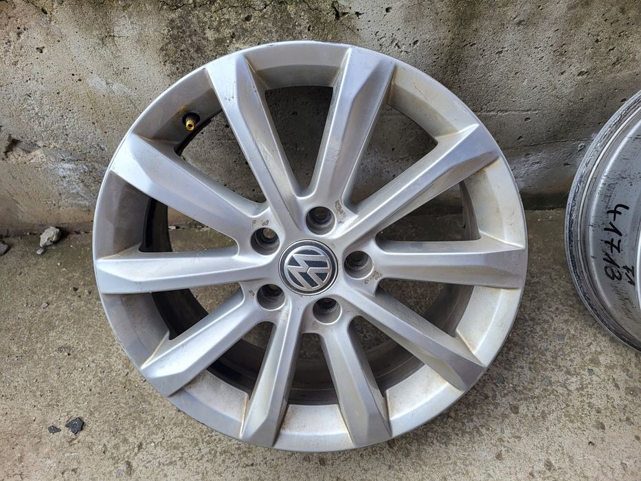 Фолксваген Пасат 17 цола оригинални