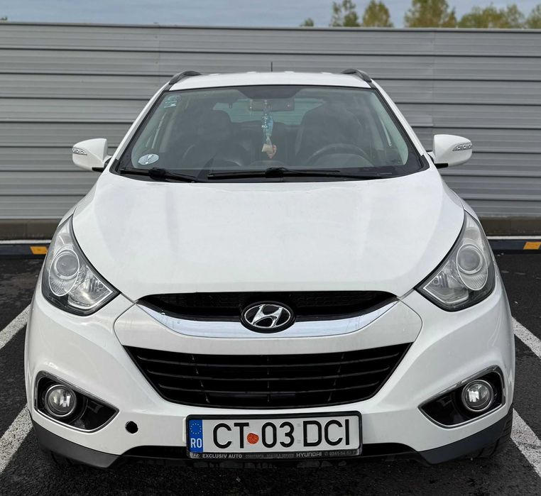 Hyundai ix35 2.0 benzină 4x4 (2010) – 135.000 km reali!