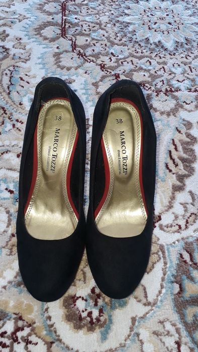 Срочно продам жен туфли