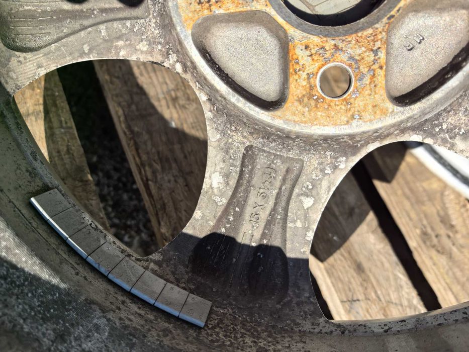 15 цола 4 х 100 мм Сузуки / Мазда / КИЯ / ТОйота - 5,5 Инча / ЕТ 45